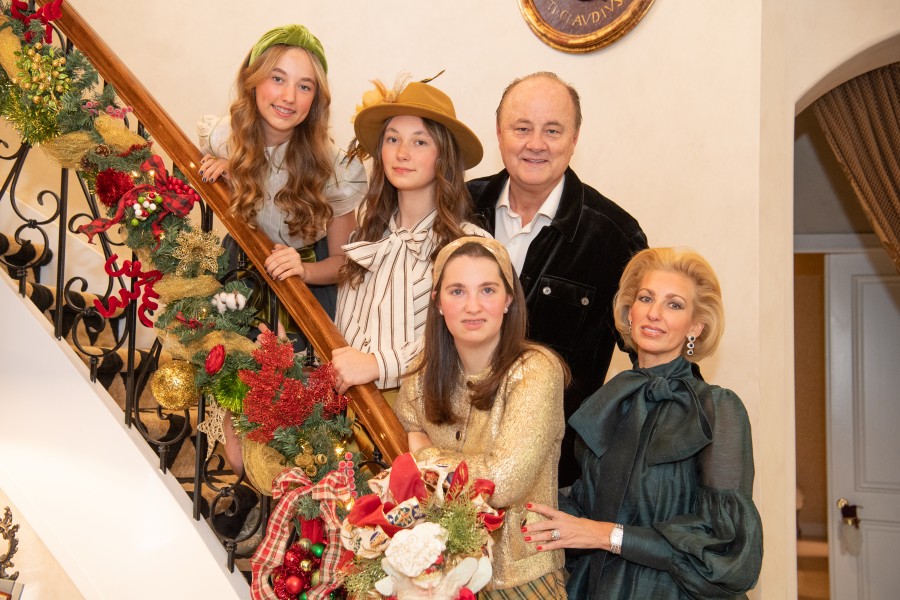 2024 Christmas Card Photo 11